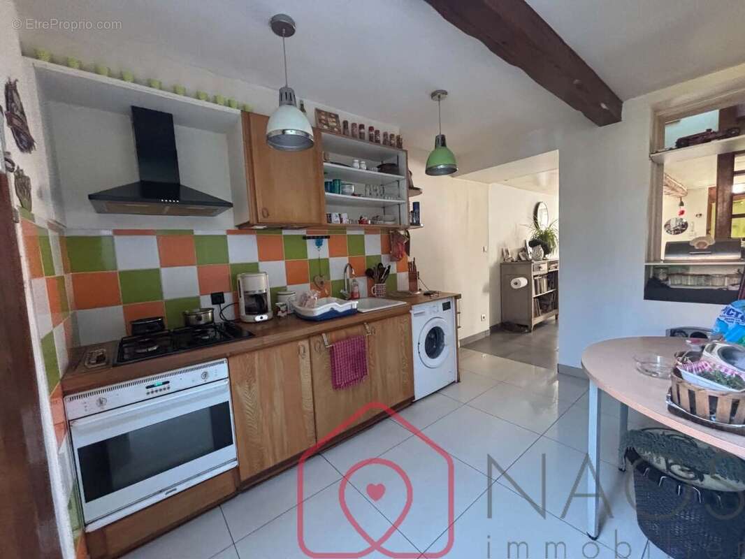 Au cur de la ville, cette maison de 67,31 m², - photo 2
