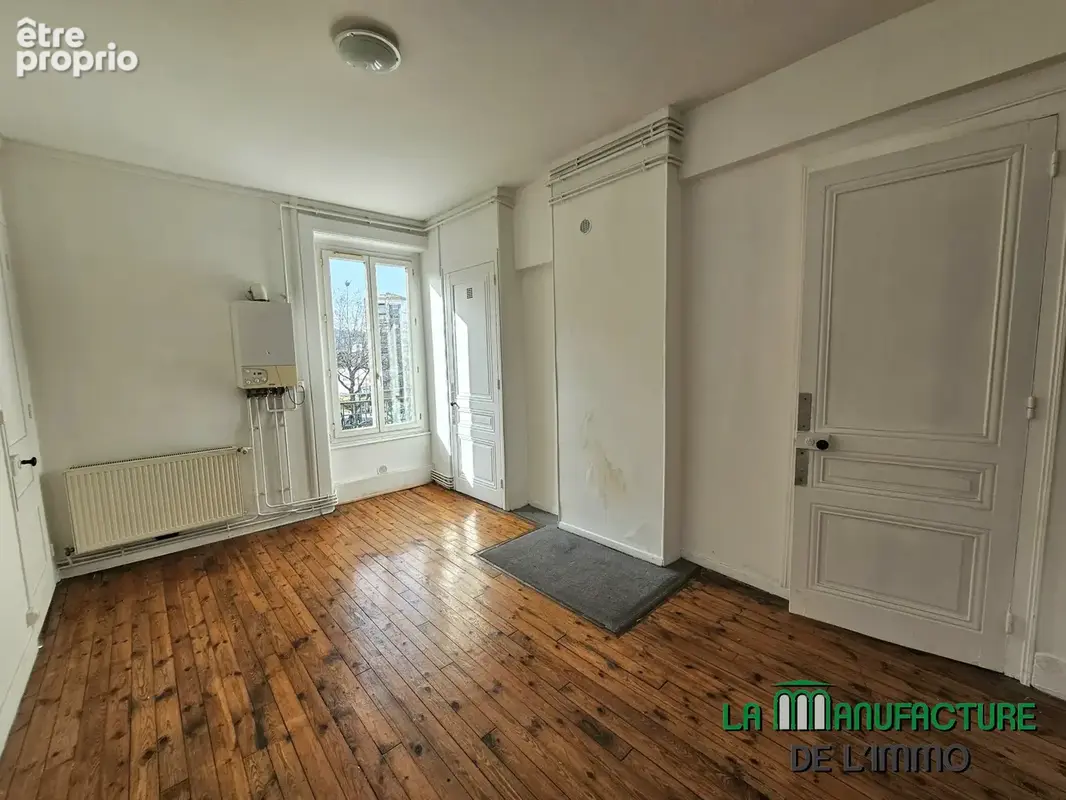 Appartement de caractère de type T3 de 65,06 m2 Carrez - Prox. Châteaucreux - photo 8