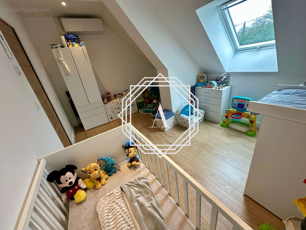 Maison à SAINT-CREPIN-IBOUVILLERS