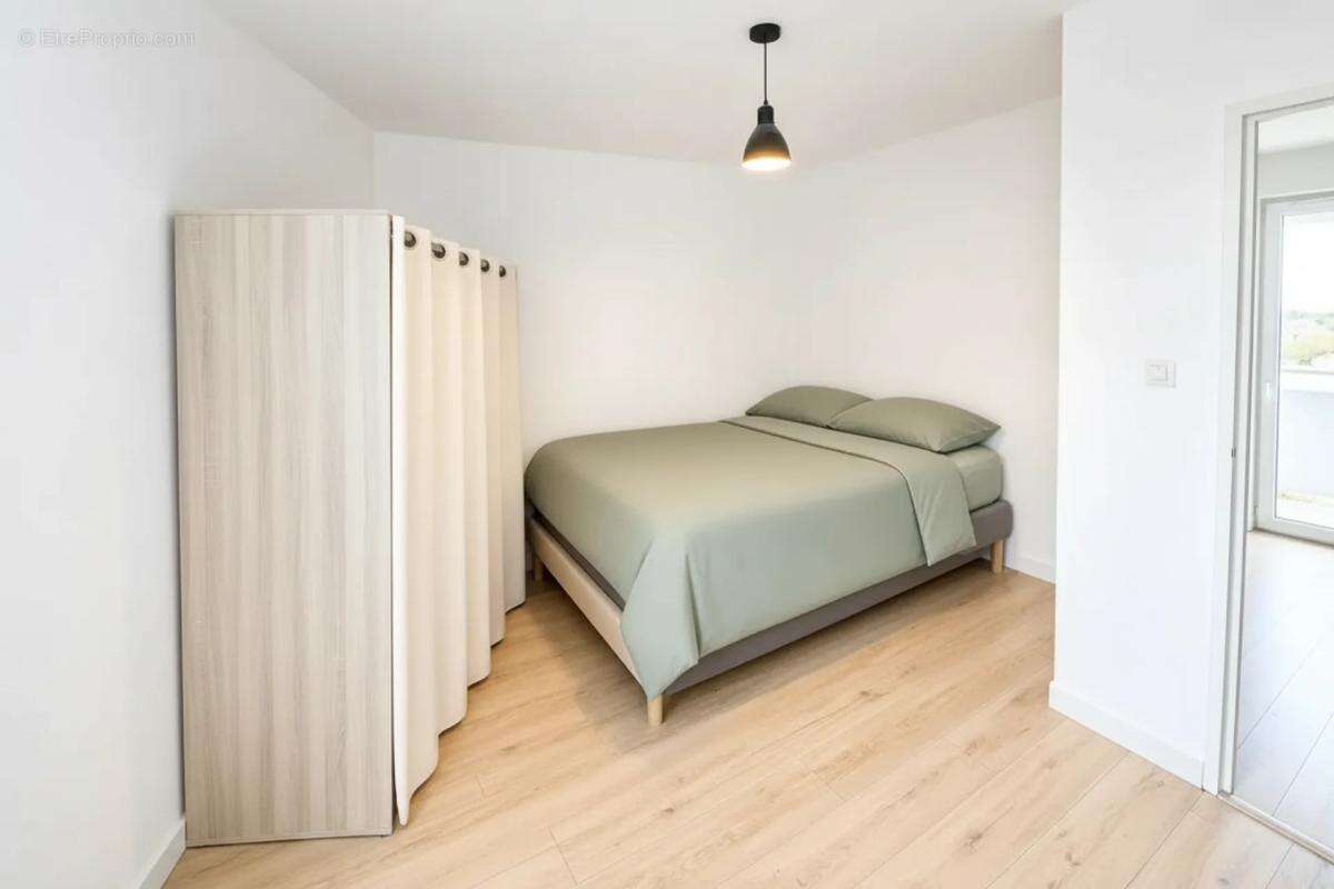 Cartoucherie  bel appartement T4 avec balcon - photo 5