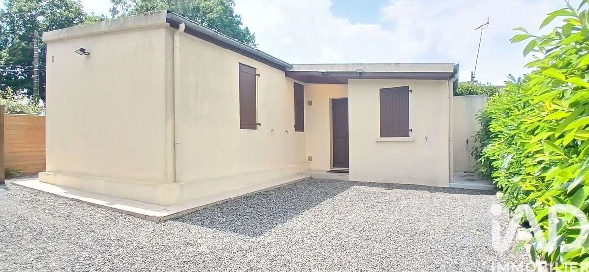 Maison 35 m² à La Chapelle-De-Brain  - photo 3
