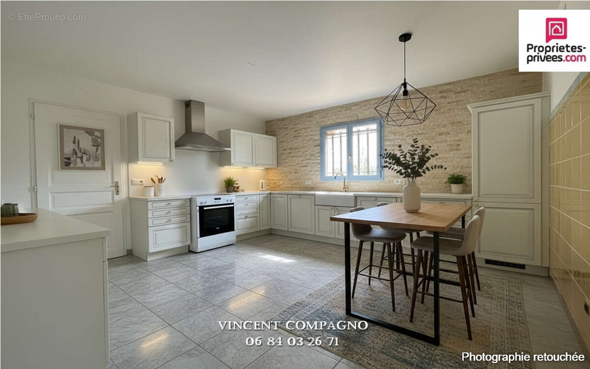 Maison à ESPARRON-DE-VERDON