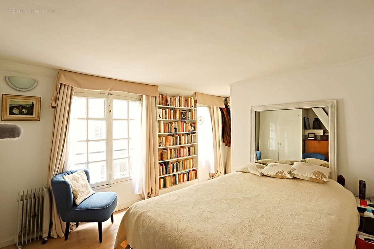 Appartement à PARIS-6E