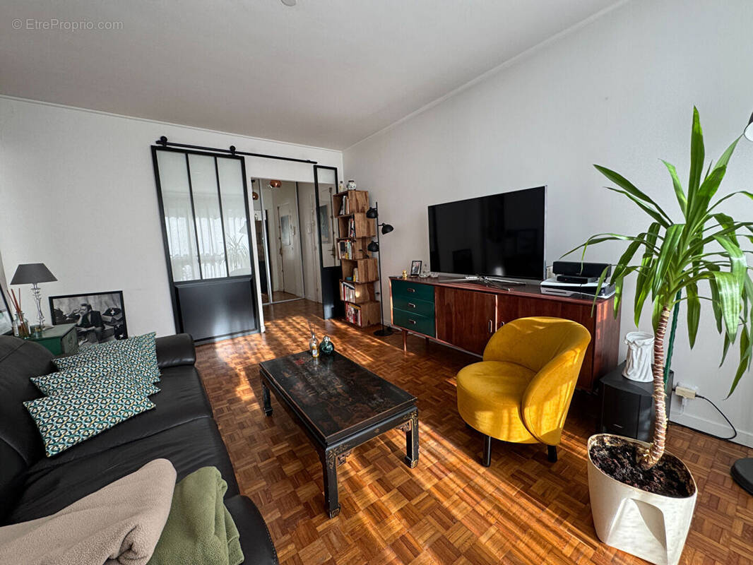 Appartement à FONTENAY-SOUS-BOIS
