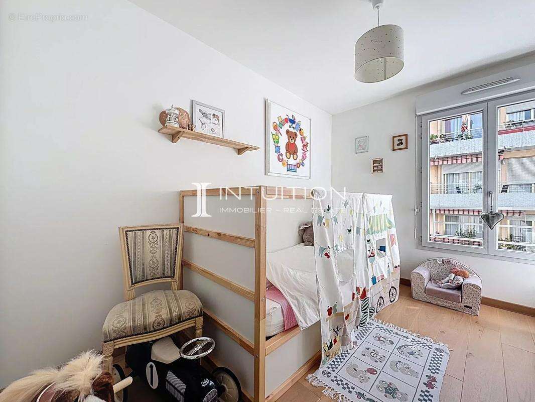 Appartement à LE CANNET