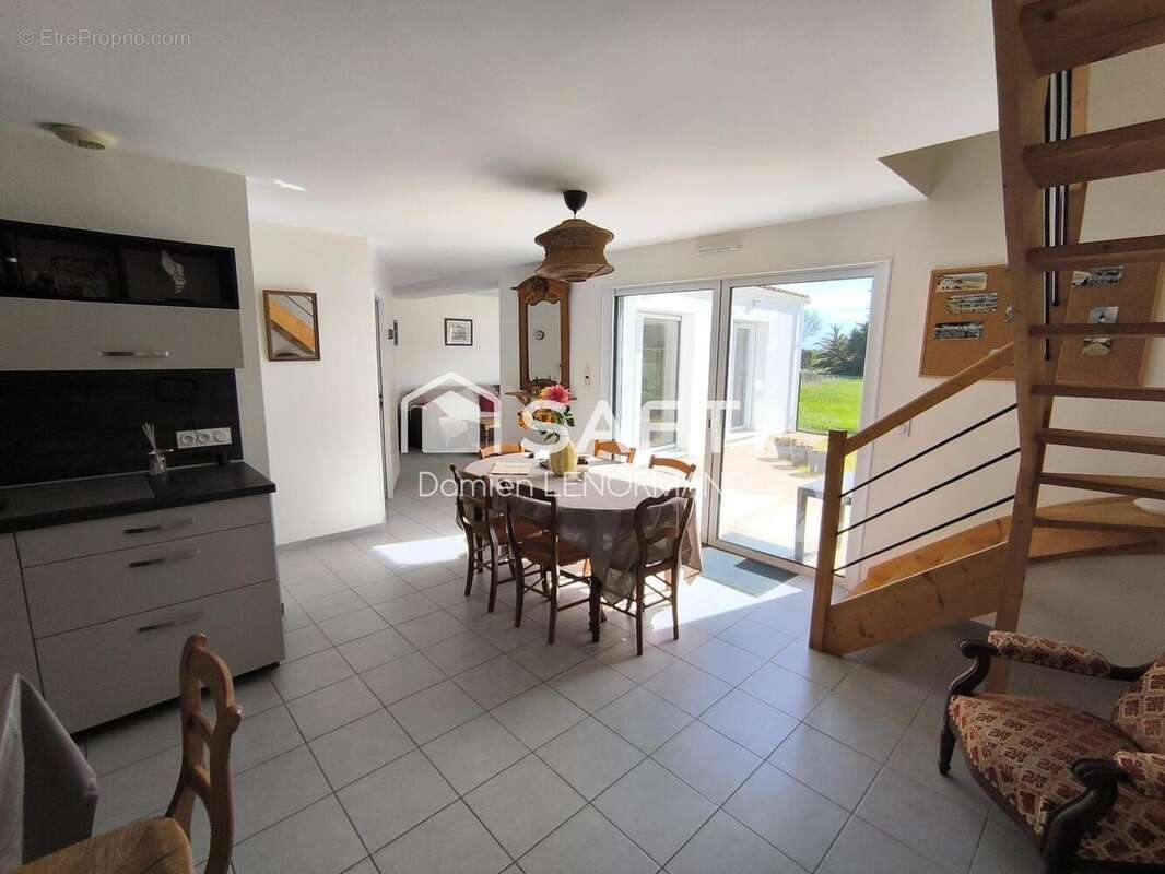 Photo 3 - Maison à LA BREE-LES-BAINS