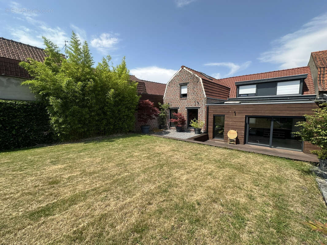 BONDUES : Maison 125 m2 avec jardin et garage - photo 10