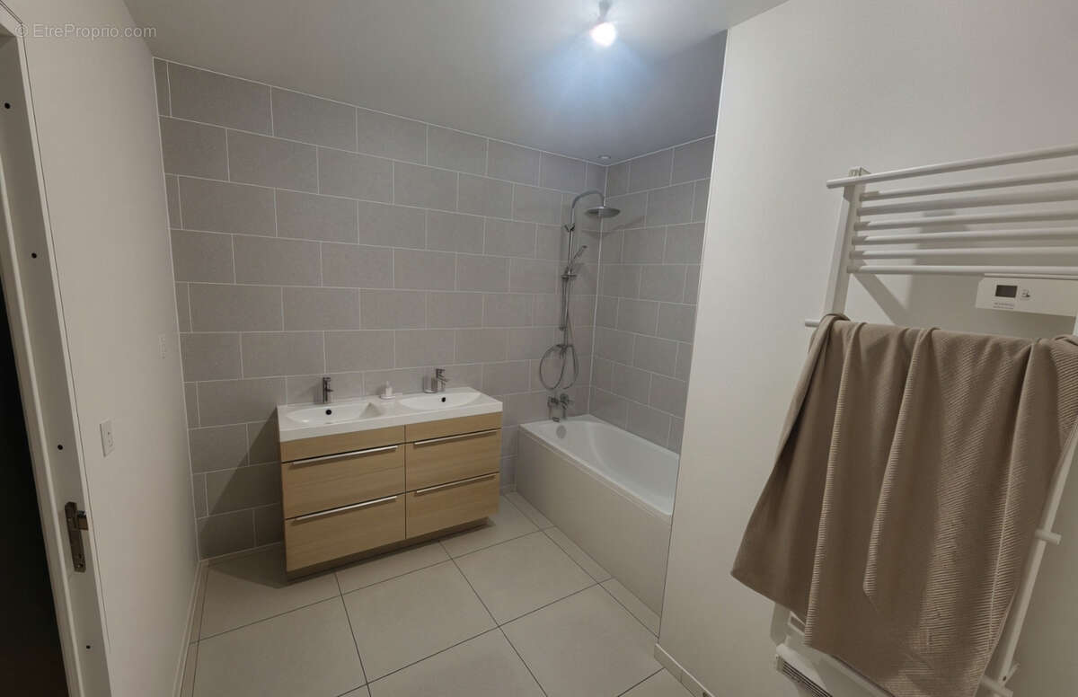 Appartement à PERTUIS