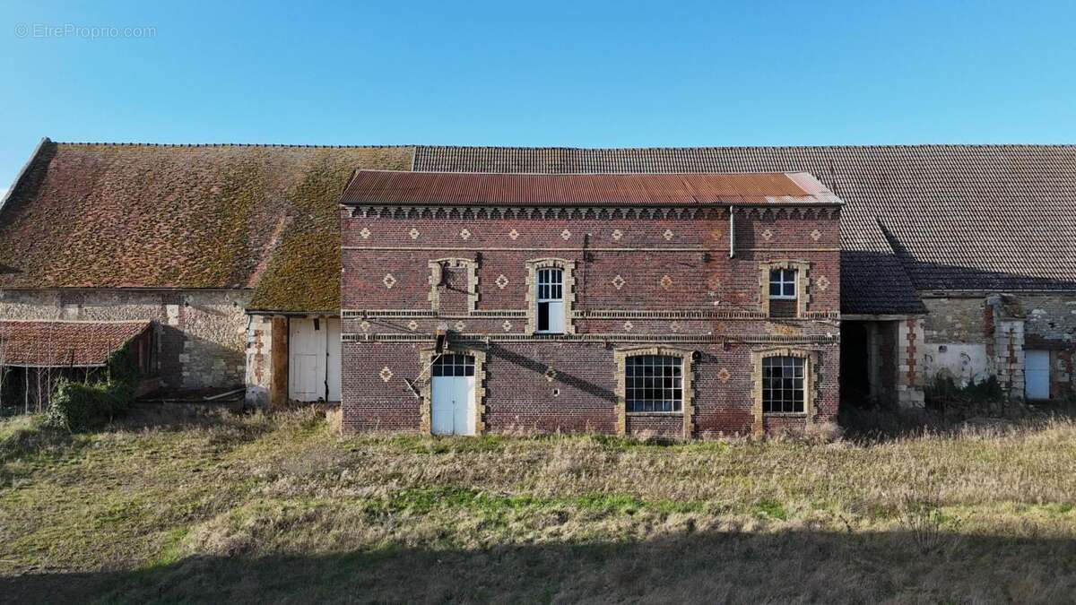 Maison à BAILLEUL-LE-SOC