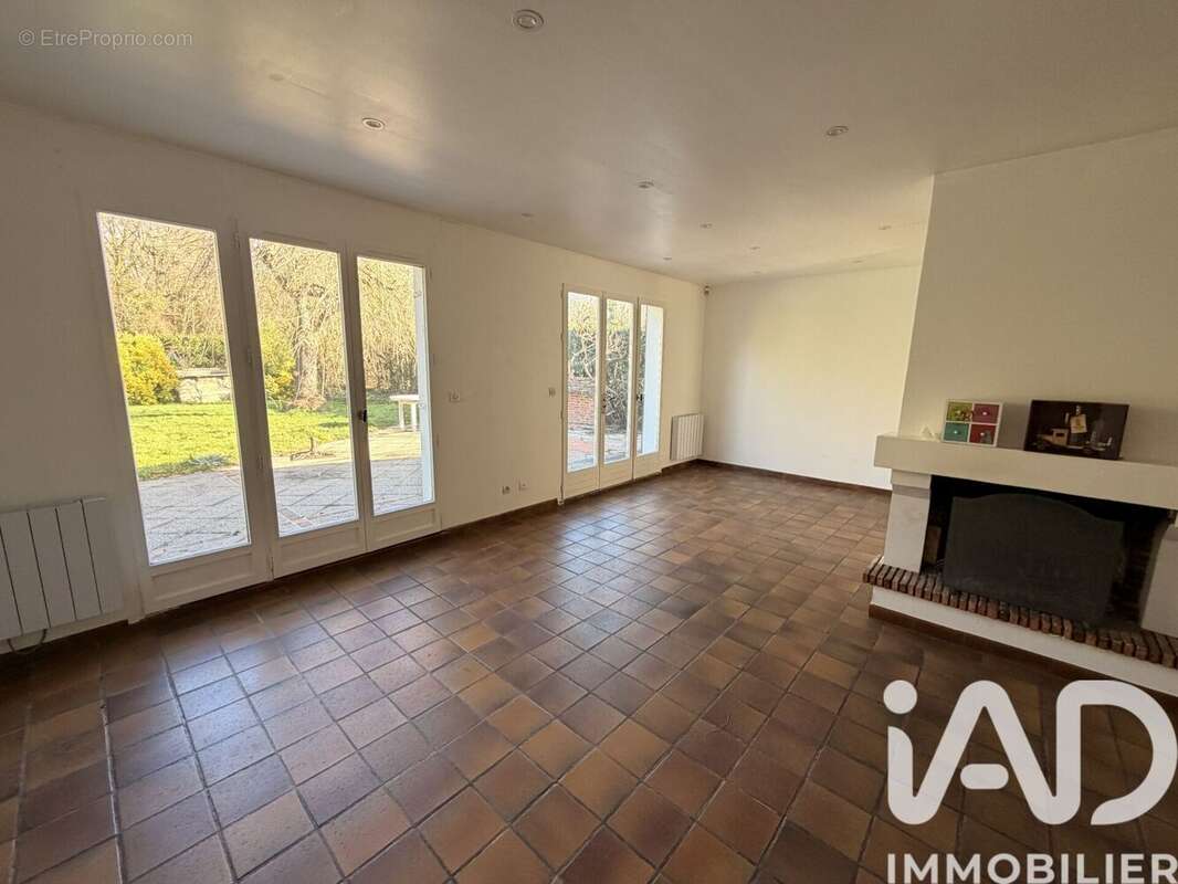 Photo 3 - Maison à SOISY-SUR-SEINE