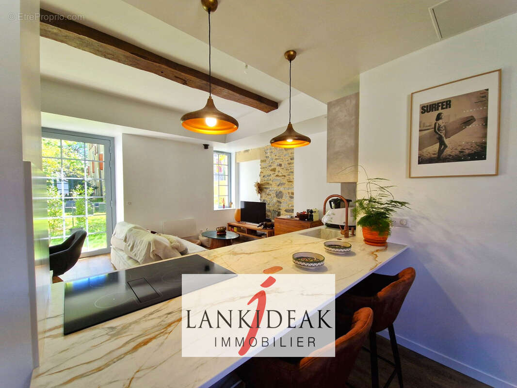 Appartement à USTARITZ