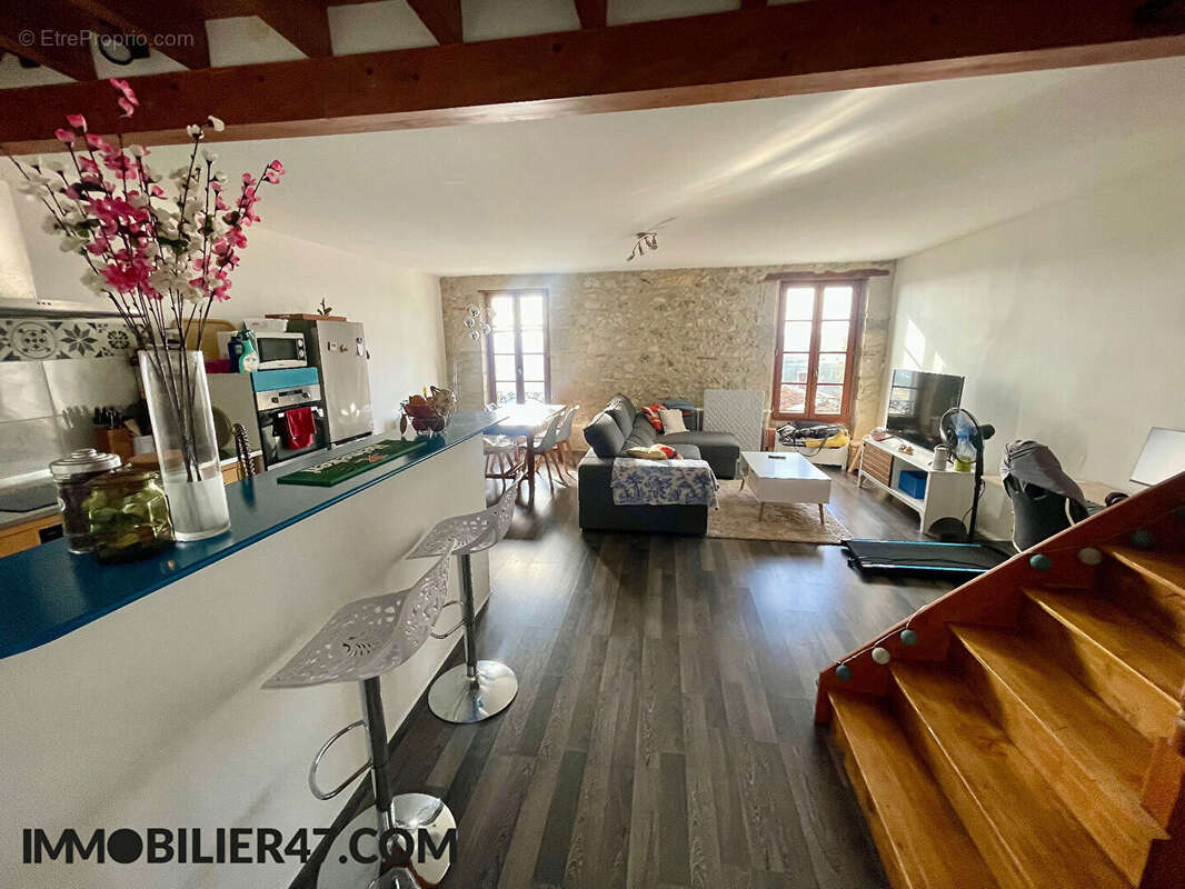 Maison à CLERMONT-DESSOUS