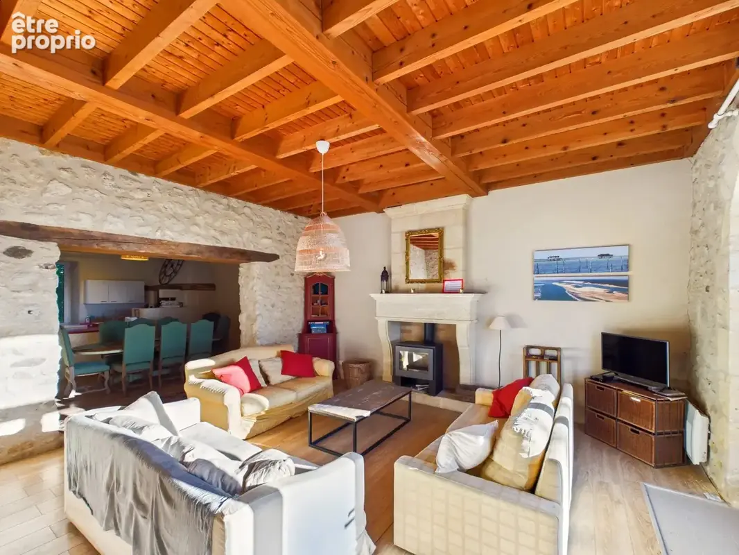 Château proche Saint‑Émilion avec domaine, hébergements indépendants et salle de réception - photo 16