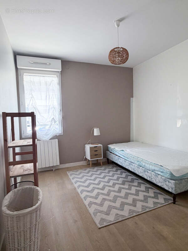 Appartement à SURESNES