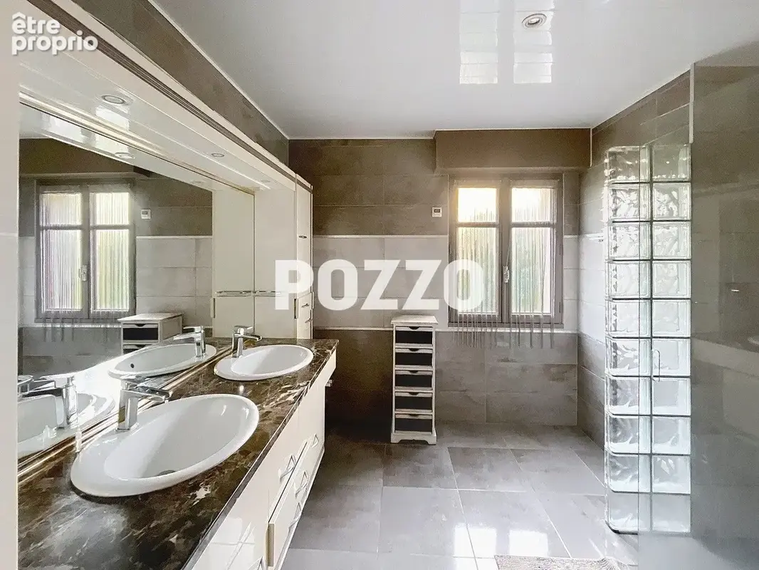 A vendre - villa d'exception avec pisicine de 275m² - torigny-les-villes - photo 9