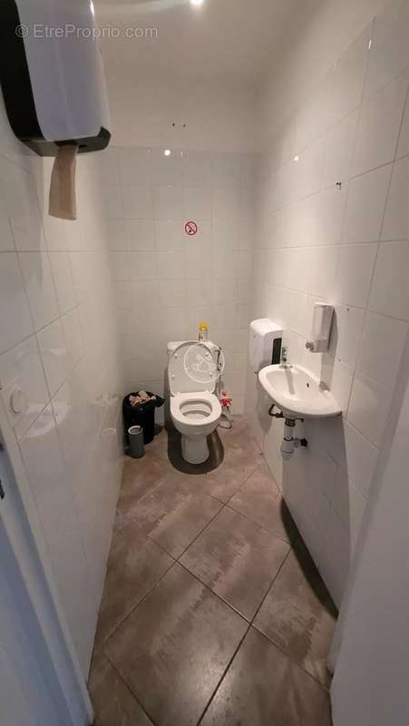 Commerce à PUGET-SUR-ARGENS