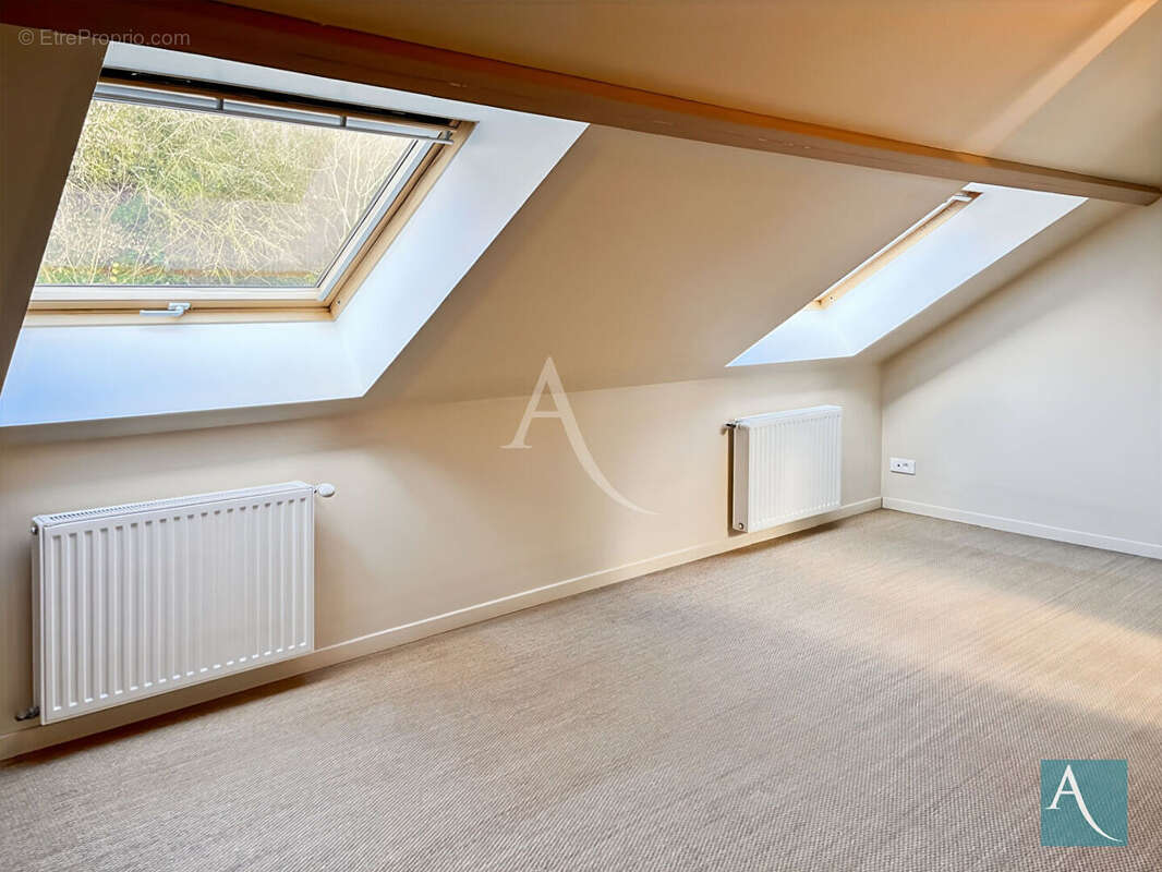 Maison à GUILLERVAL