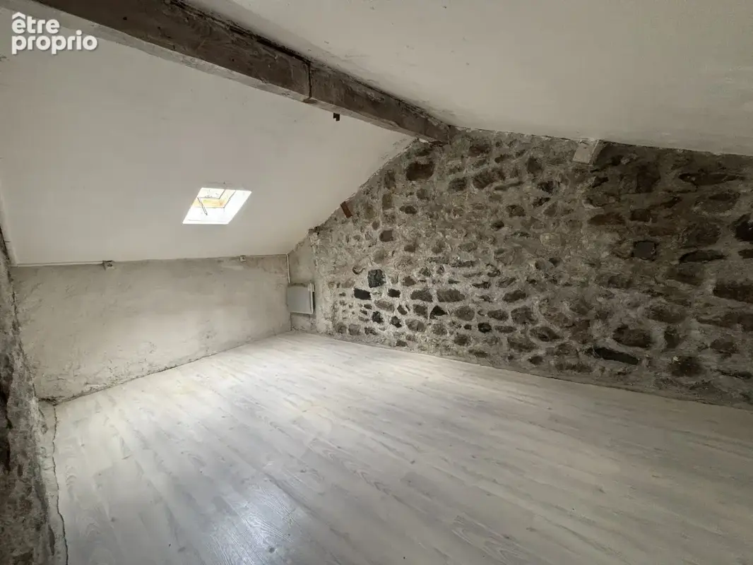 Maison 4 pièces 61 m² à vendre à Vals-Les-Bains (07600) - photo 7