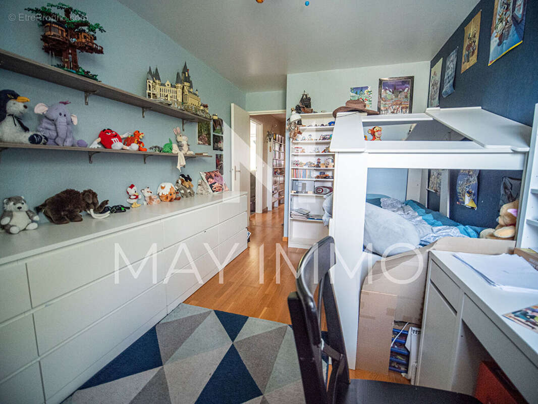 Appartement à LOGNES