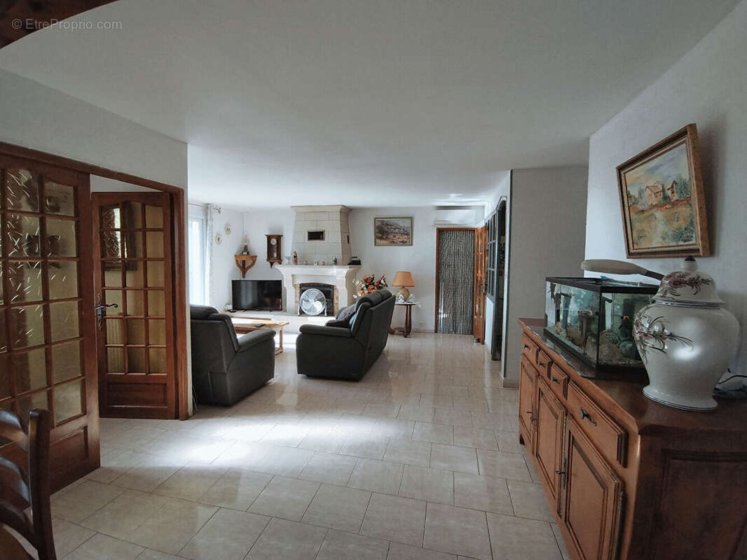 Maison à VILLENEUVE-LES-AVIGNON