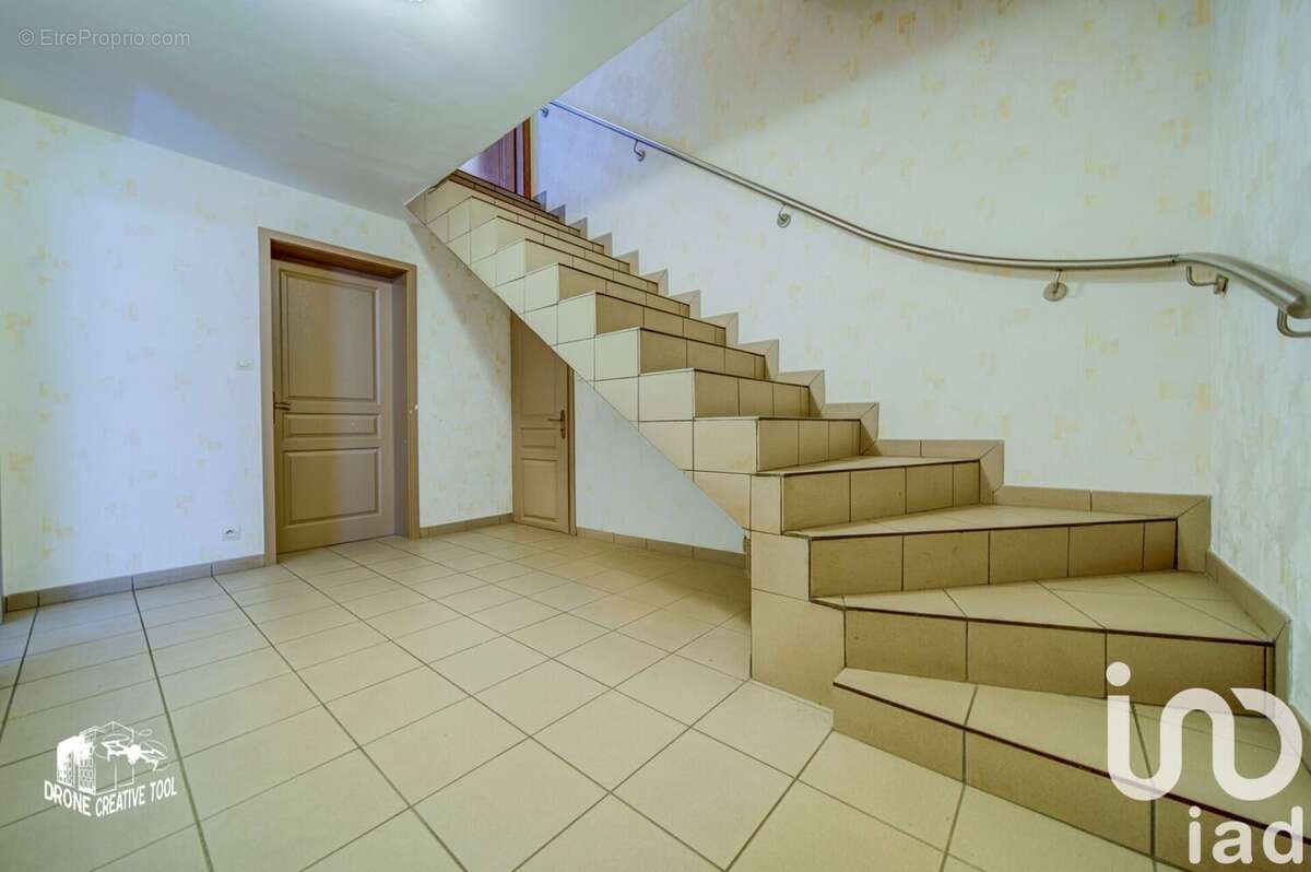 Photo 8 - Maison à COIN-LES-CUVRY