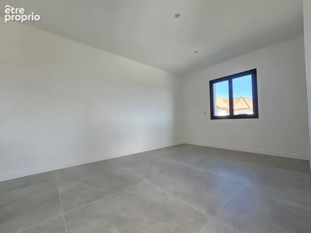 Villa T4 de plain-pied   130 m2   Belley - photo 5