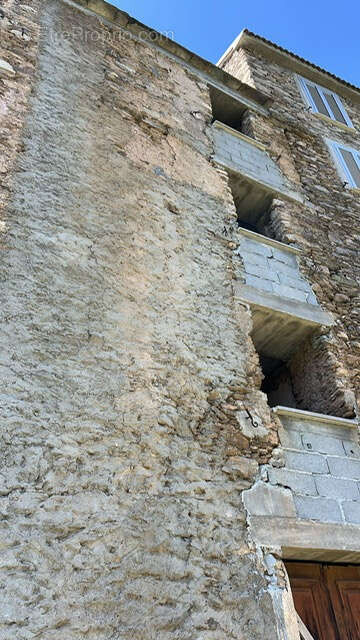 Maison à SANTA-REPARATA-DI-MORIANI