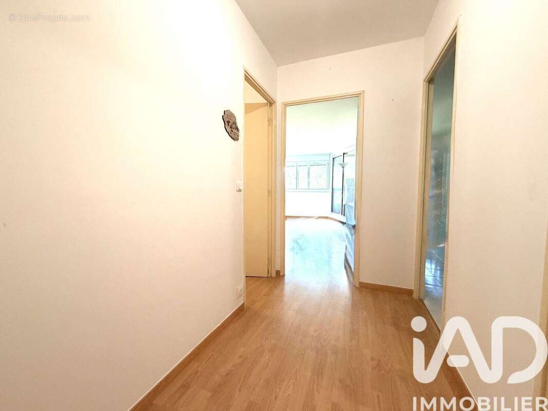 Photo 5 - Appartement à CHAMPS-SUR-MARNE