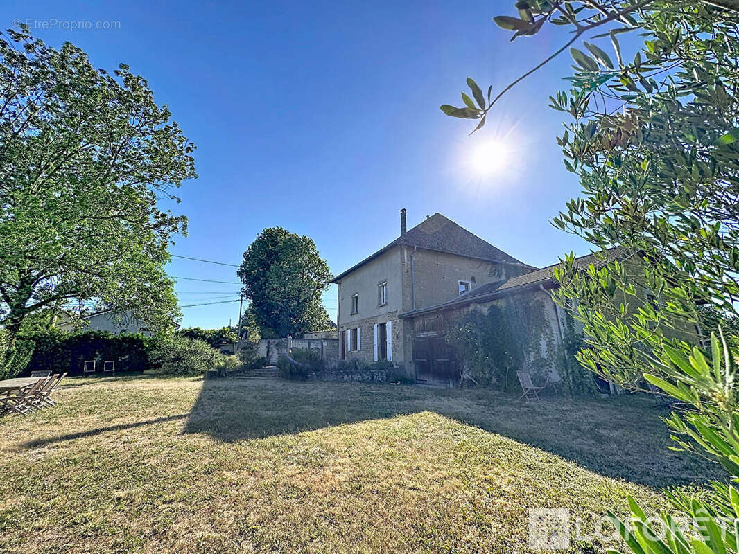 Maison à BOURGOIN-JALLIEU