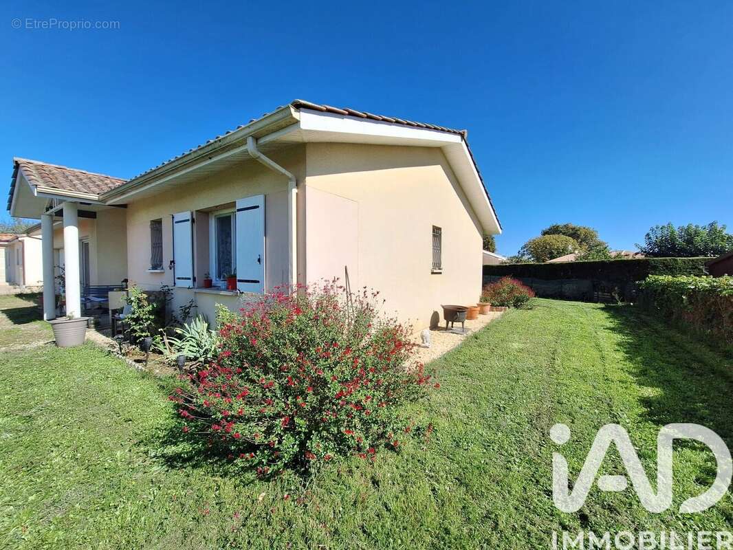 Photo 2 - Maison à SAINT-MAGNE-DE-CASTILLON