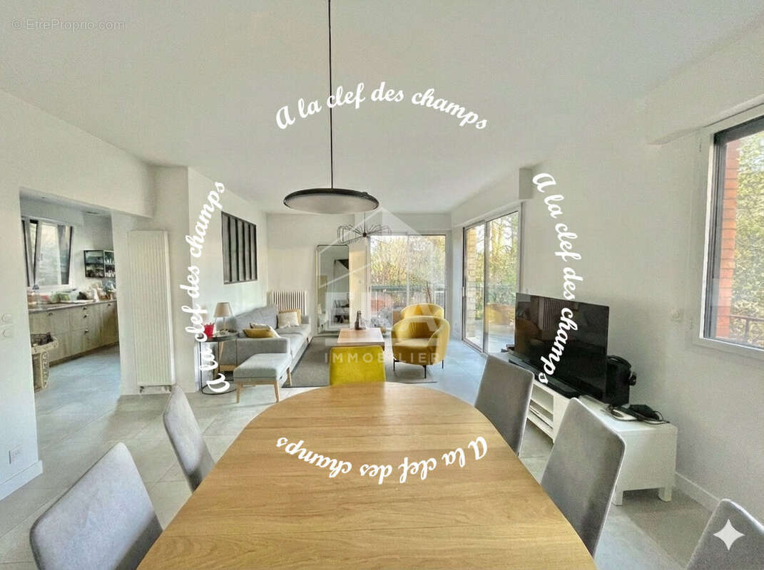 Maison à SAINT-REMY-LES-CHEVREUSE