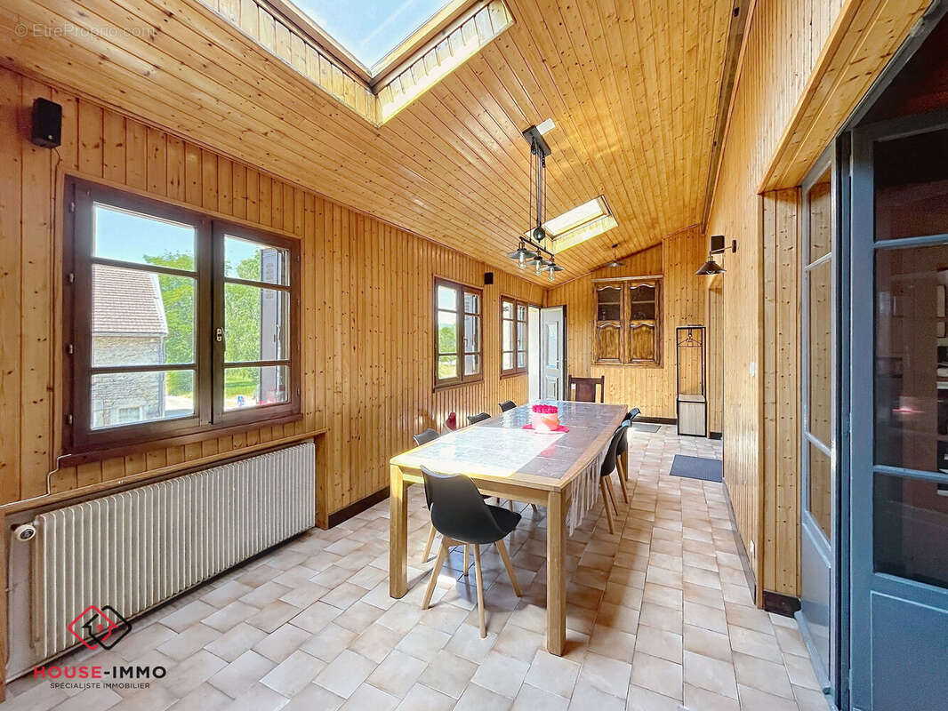 Maison 162 m² à Mesnois  - photo 13