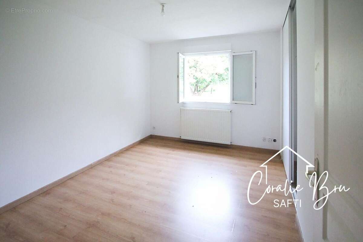 Maison 135 m² à Cubnezais  - photo 9