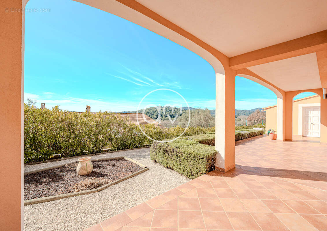 Maison à PIERREFEU-DU-VAR