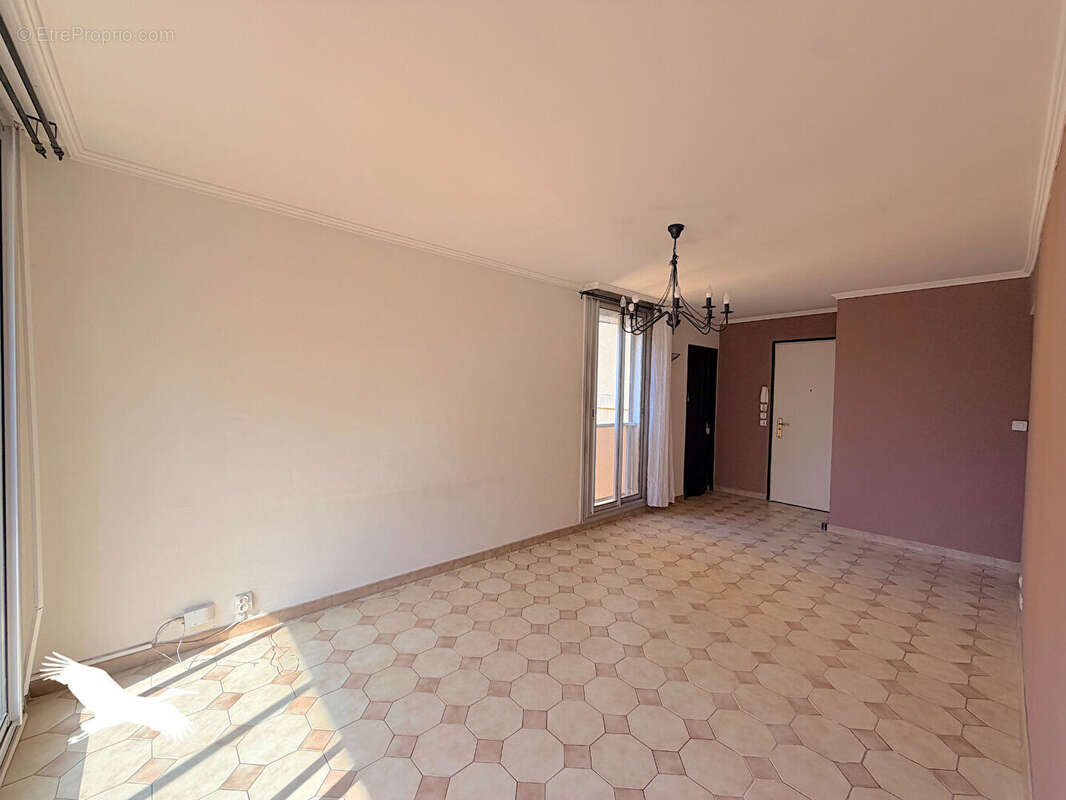 Appartement à MARSEILLE-10E