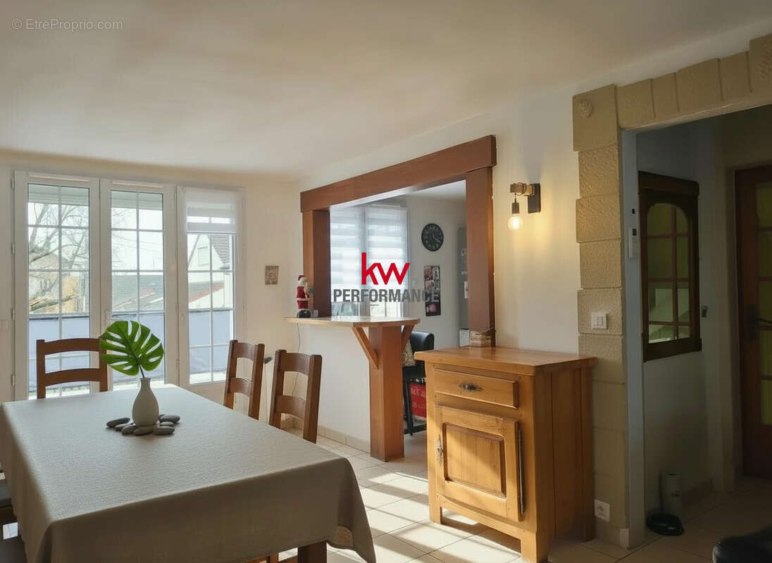 Maison 90 m² à Eaubonne  - photo 2