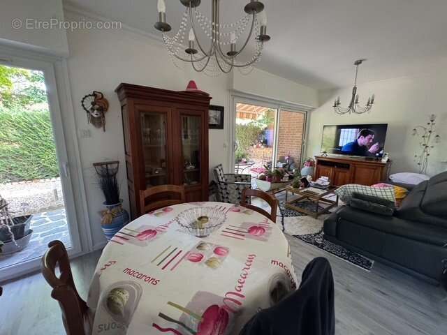 Maison à VERNEUIL-SUR-SEINE