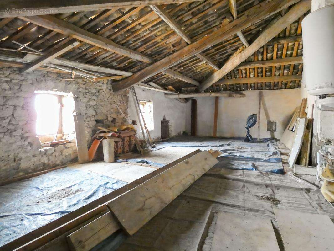 Maison à SAINT-MICHEL-D&#039;EUZET