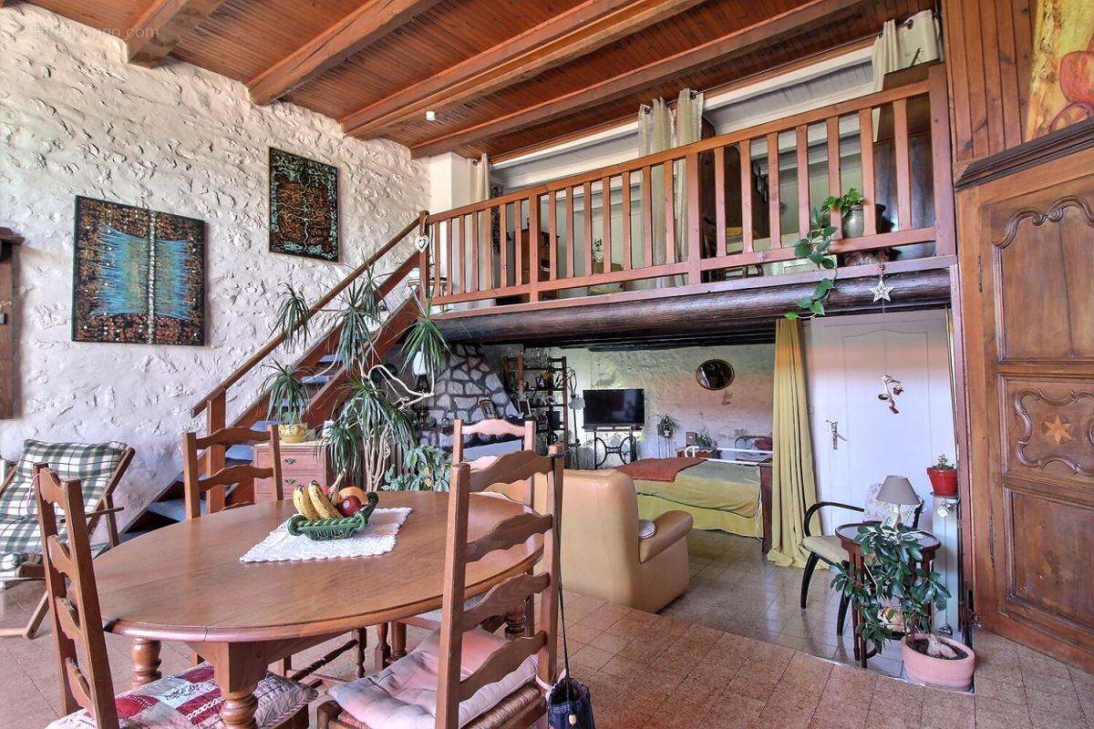 Maison à LES DESERTS