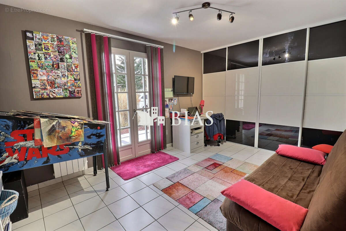 Maison à HEUDREVILLE-SUR-EURE