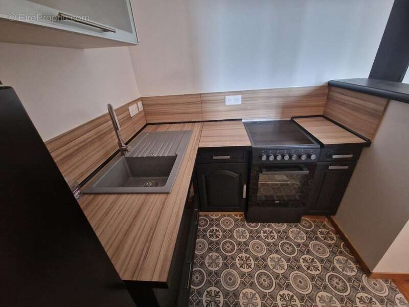 Maison à SAINT-JEAN-D&#039;ANGELY