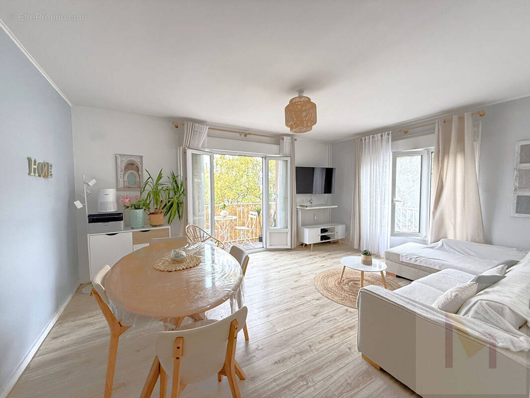 Appartement à NEUILLY-PLAISANCE