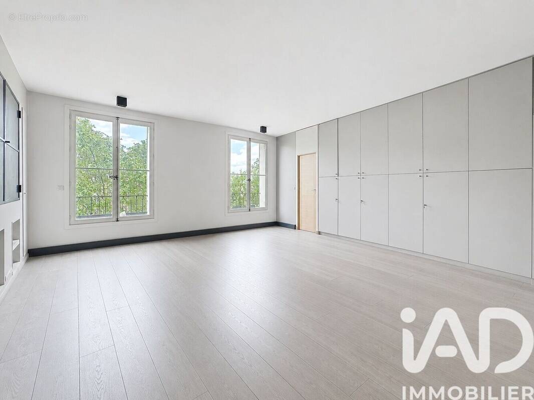 Photo 1 - Appartement à PARIS-16E