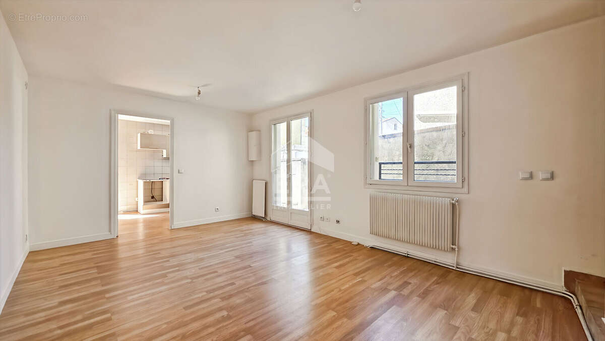 Maison à MONTREUIL