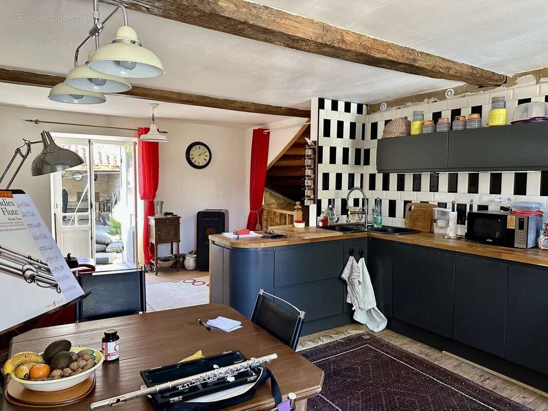 Maison à AUBETERRE-SUR-DRONNE