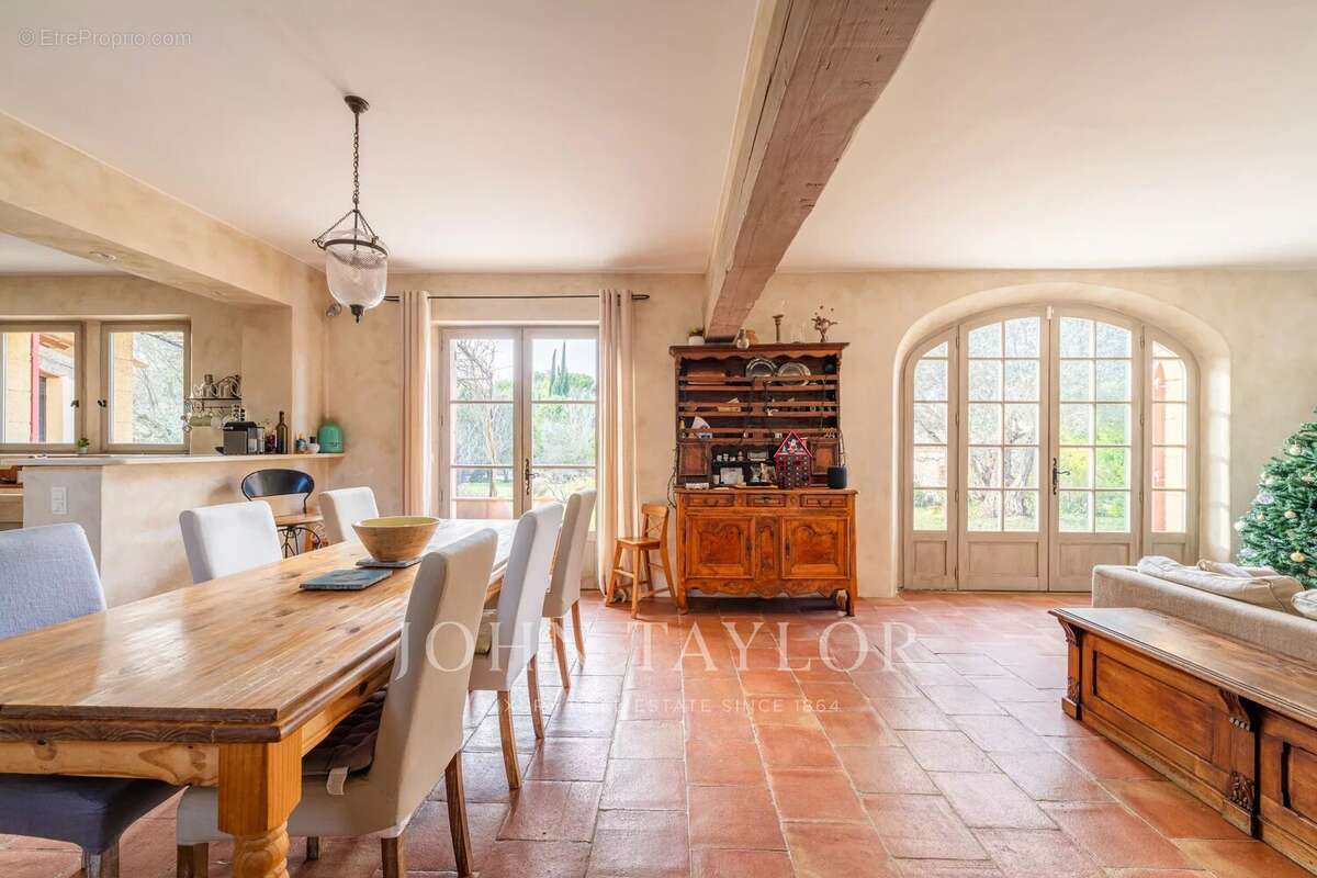 Maison à AIX-EN-PROVENCE