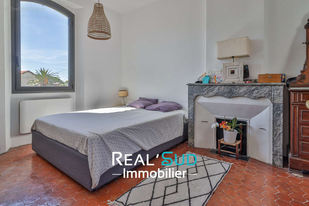 Maison à MARSEILLE-8E