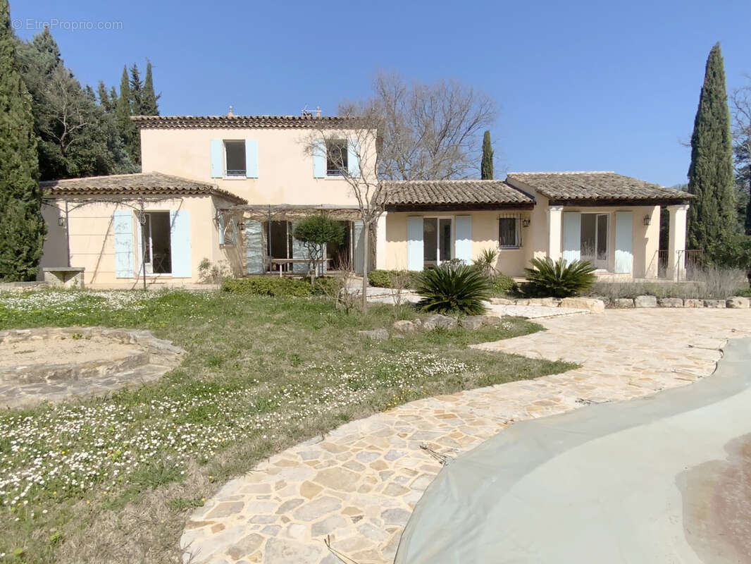 Maison à UZES