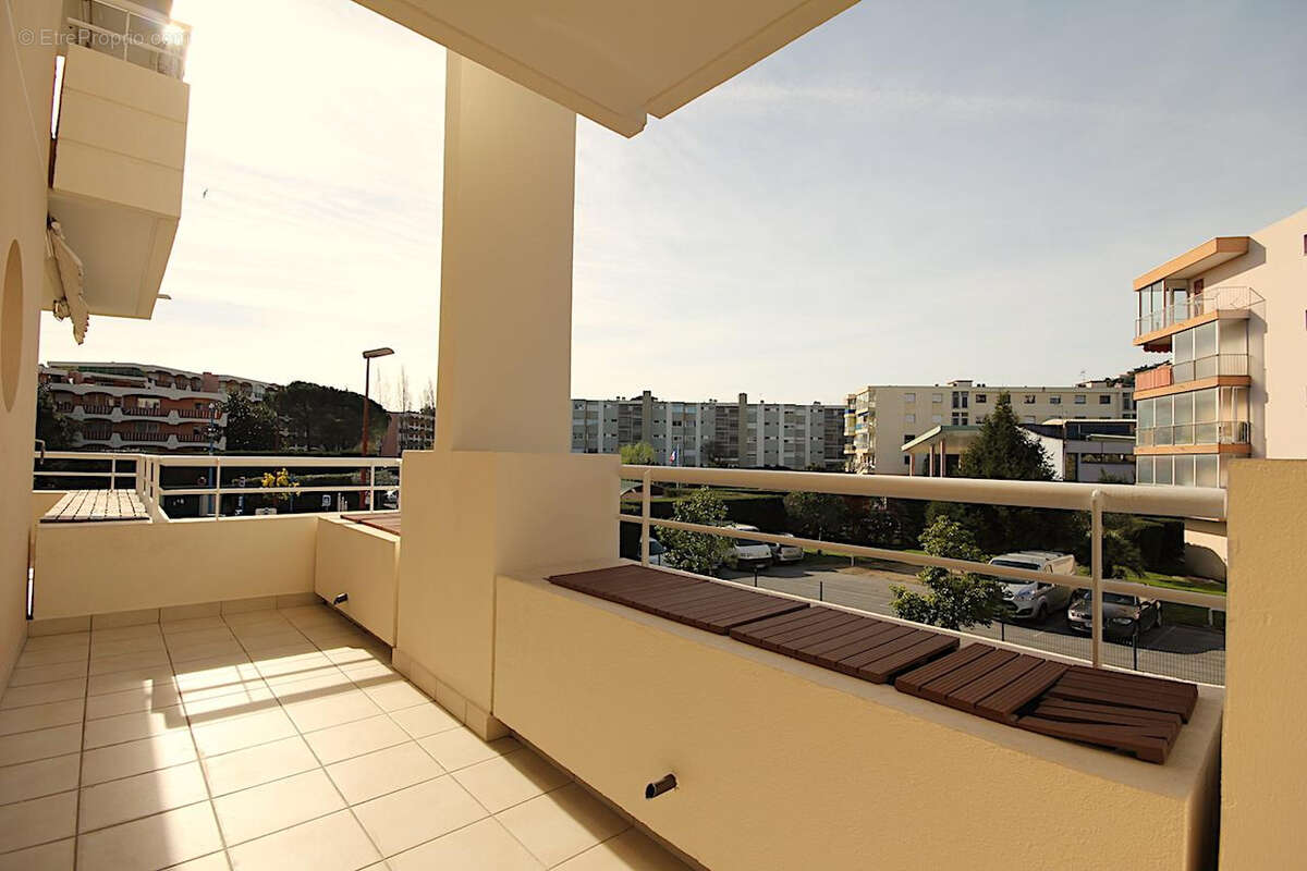 Appartement à MANDELIEU-LA-NAPOULE