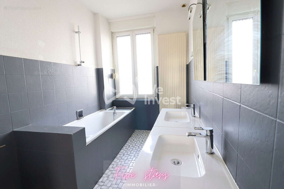 Appartement 342 m² à Piennes  - photo 6